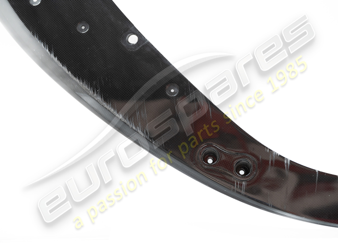 gebrauchter ferrari frontspoiler aus kohlefaser. teilenummer 765473 (4)