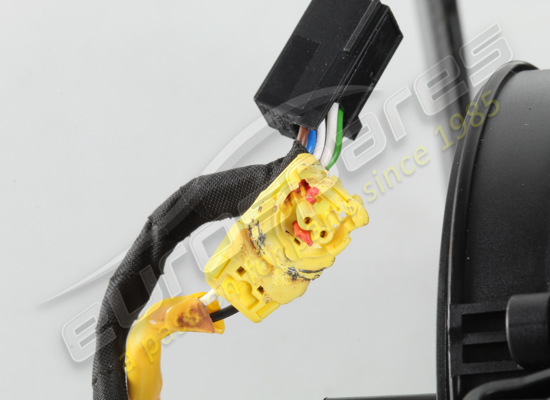 GEBRAUCHTES FERRARI CARBON MAGNETISCHES GETRIEBE-STEUERSATZ (GLÄNZEND). TEILENUMMER 817753 (5) gebrauchtes ferrari carbon magnetisches getriebe-steuersatz (glänzend). teilenummer 817753 (5)