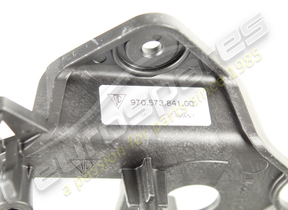 neue porsche halteplatz. teilenummer 97057384100 (3)