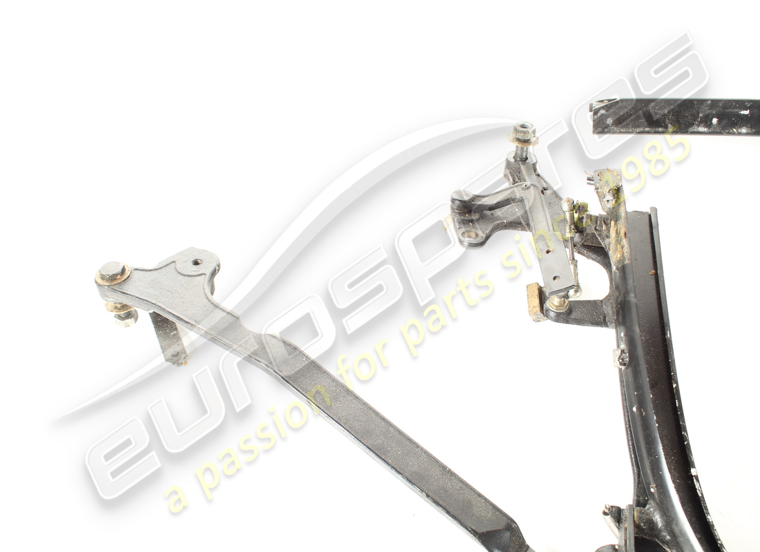 gebrauchtes maserati komplettes querträger für verdecke. teilenummer 66104700 (4)