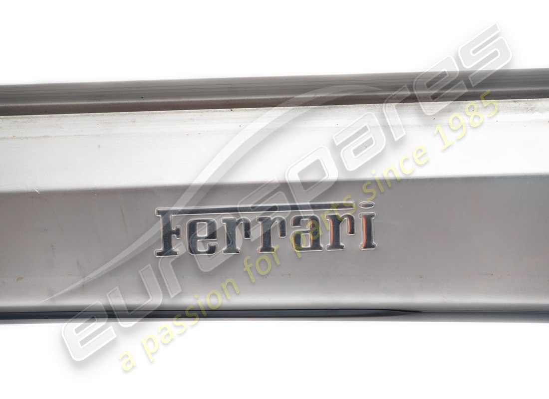 neue ferrari rechte kickplatte. teilenummer 68146500 (2)