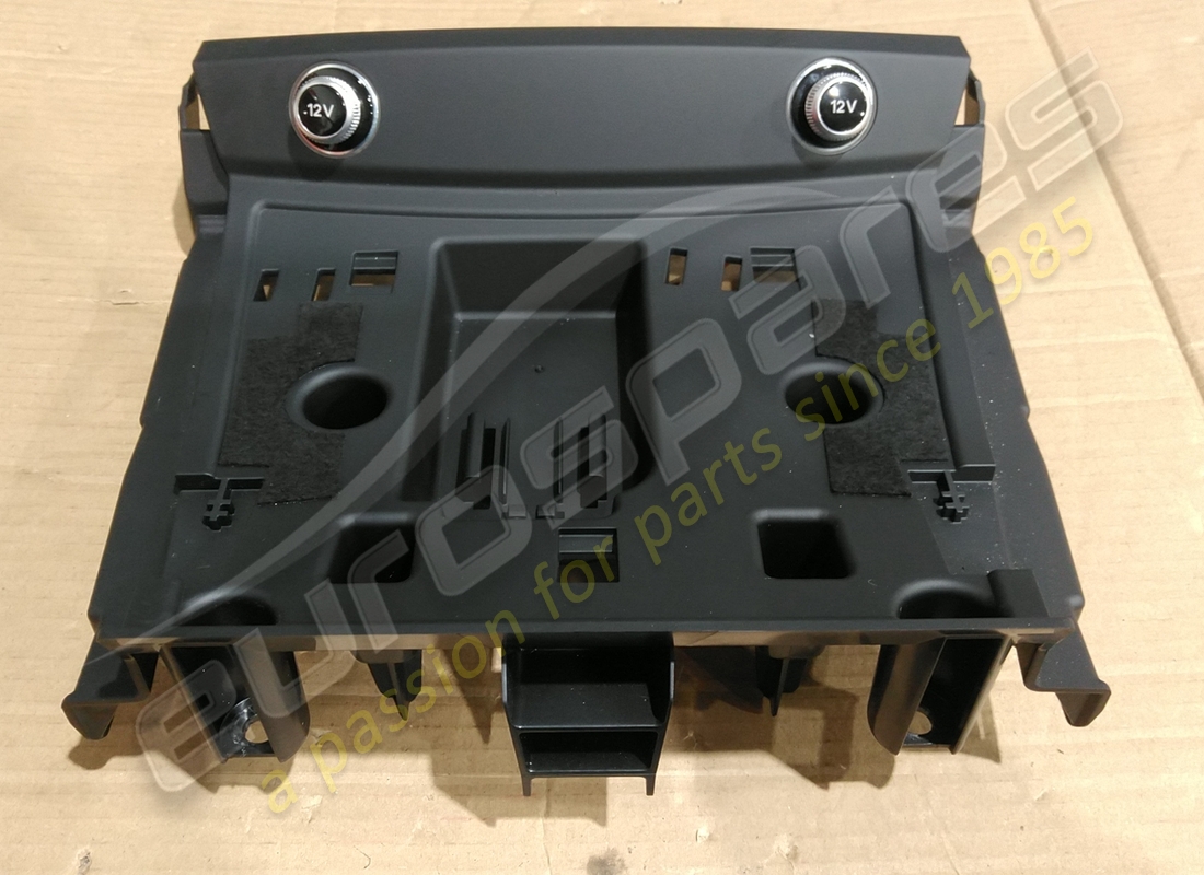 GEBRAUCHTE Lamborghini WINKELHALTERUNG. TEILENUMMER 4ML863531B6PS (1)