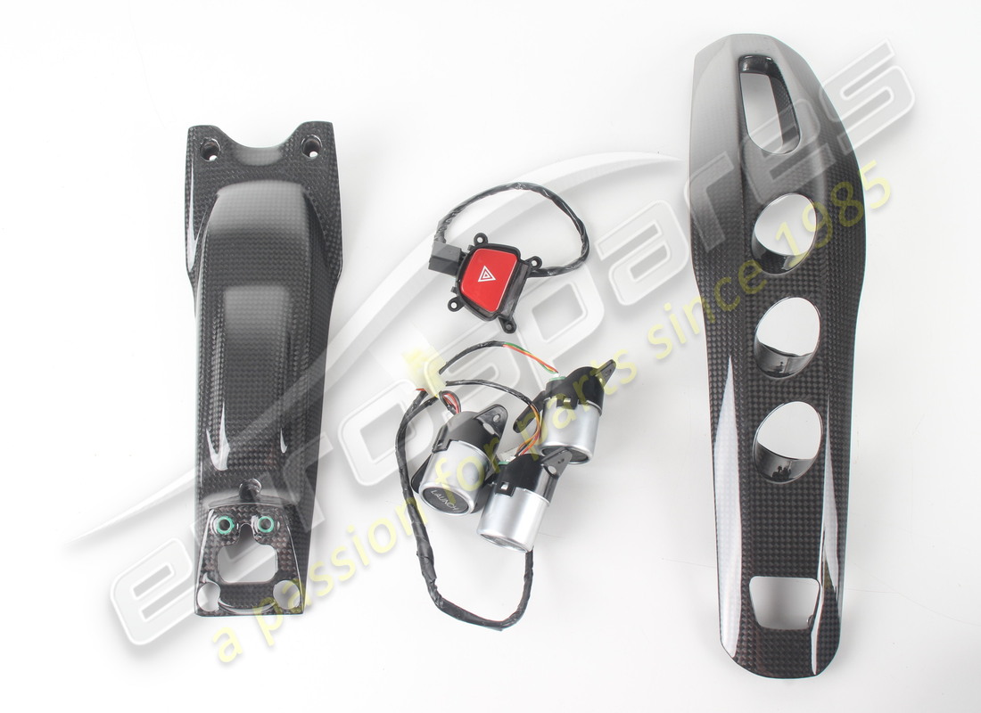 NEU (SONSTIGES) Ferrari KOMPLETT F1 BRÜCKE . TEILENUMMER 86839100 (1)