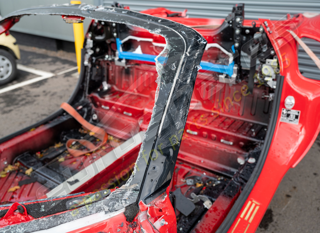 gebrauchtes ferrari frontmodul. teilenummer 985916667 (11)