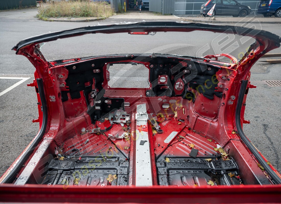 gebrauchtes ferrari frontmodul. teilenummer 985916667 (6)