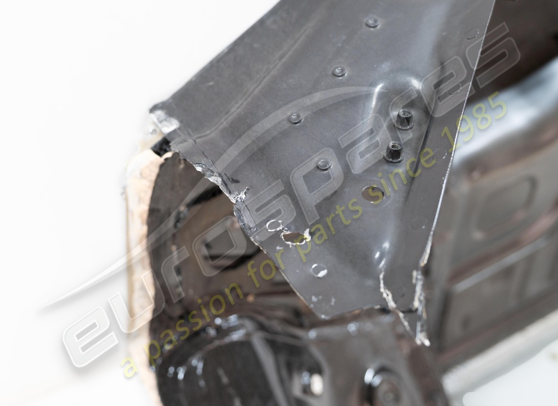 gebraucht eurospares hinterer kofferraumboden. teilenummer eap1566255 (3)