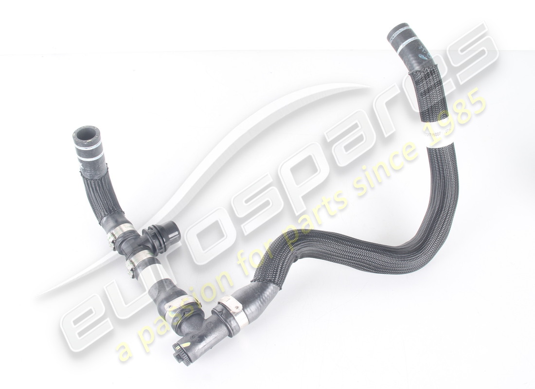 NEU MASERATI WASSERRÜCKLAUFHÜLSE VOM HEA. TEILENUMMER 670037573 (4) neu maserati wasserrücklaufhülse vom hea. teilenummer 670037573 (4)