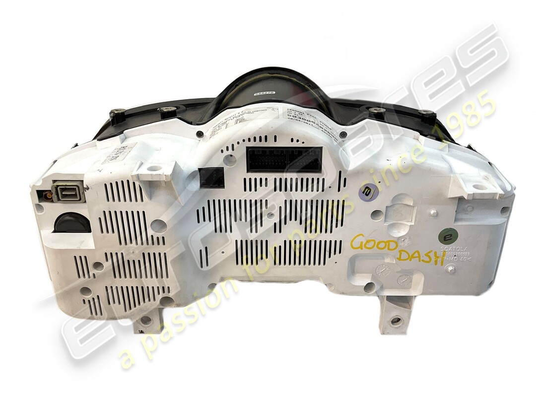 gebrauchter ferrari instrumentenbehälter aus carbon. teilenummer 273656 (3)