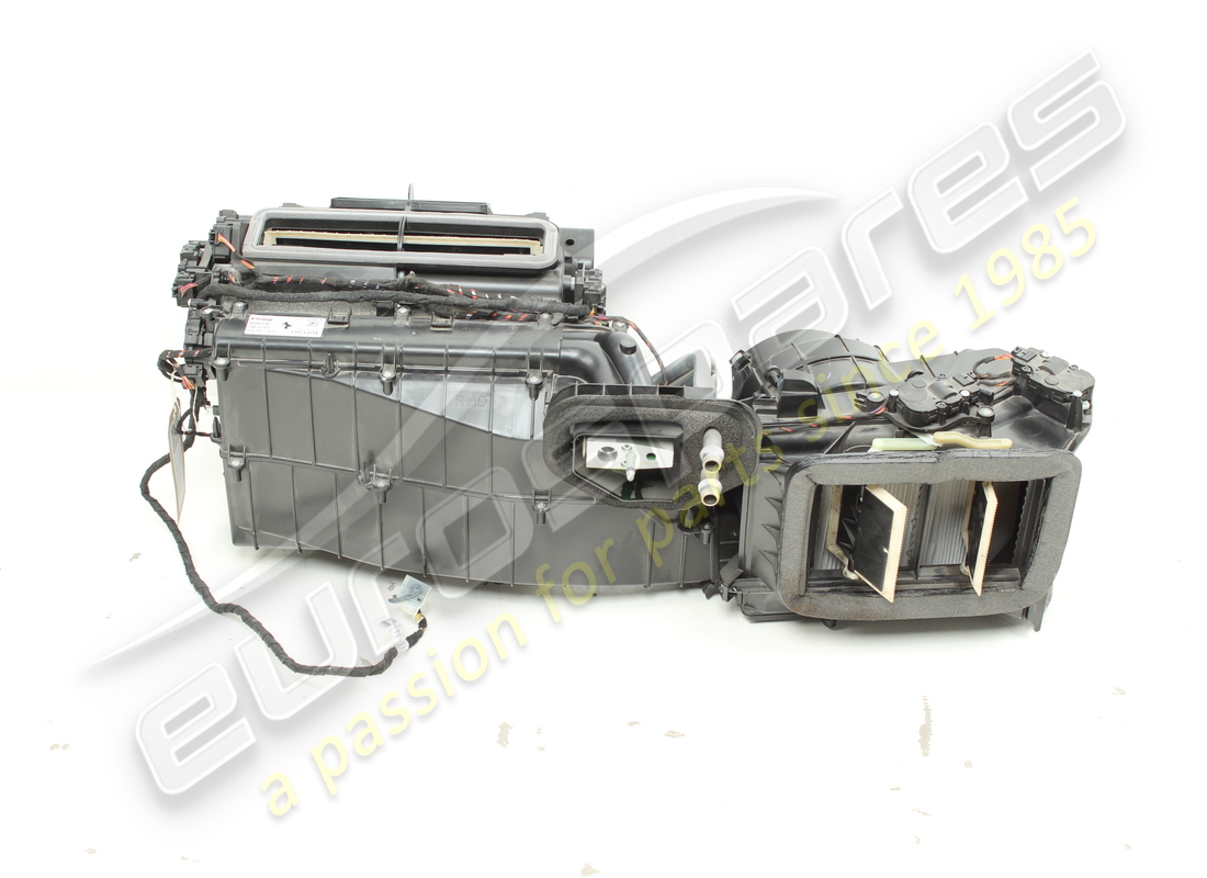 GEBRAUCHTE Ferrari KOMPLETTE KLIMAANLAGE. TEILENUMMER 781682 (1)