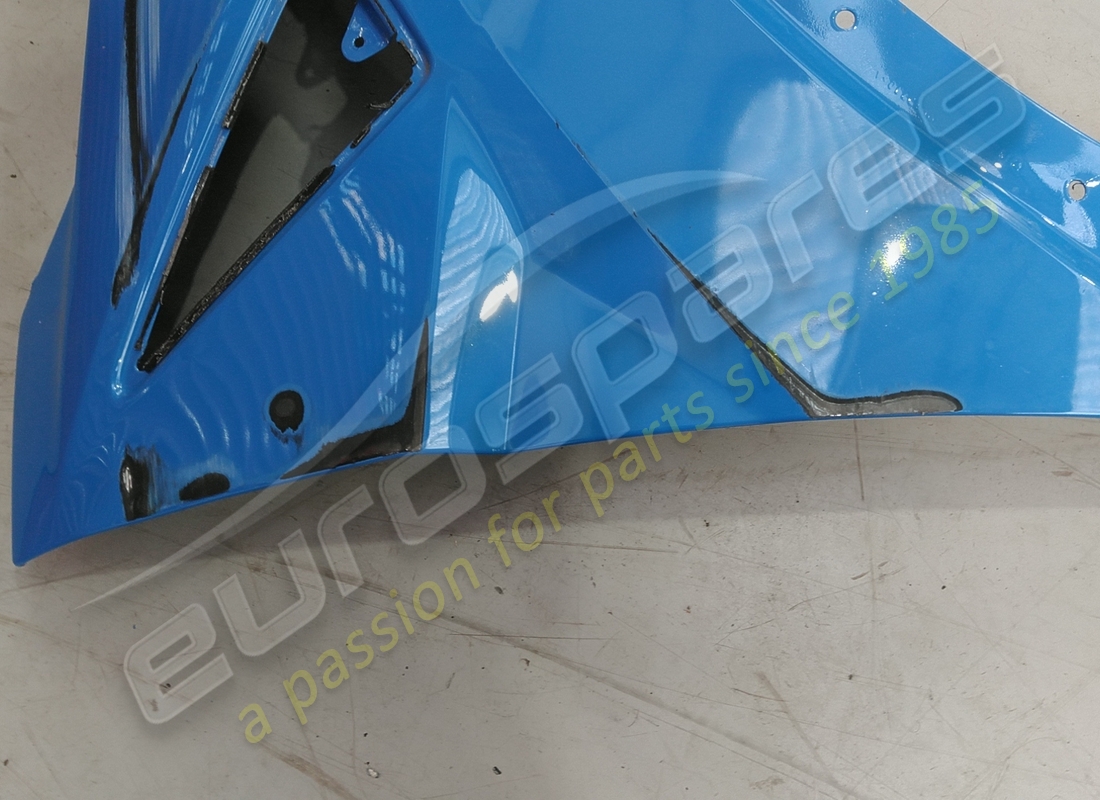 beschädigter lamborghini rechter vorderer kotflügel. teilenummer 4ml821106a (3)