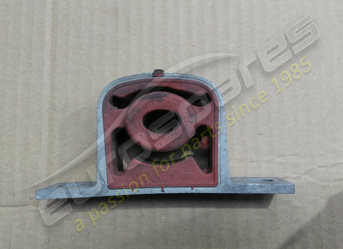 verwendete lamborghini halterung. teilenummer 4m0253099c (1)