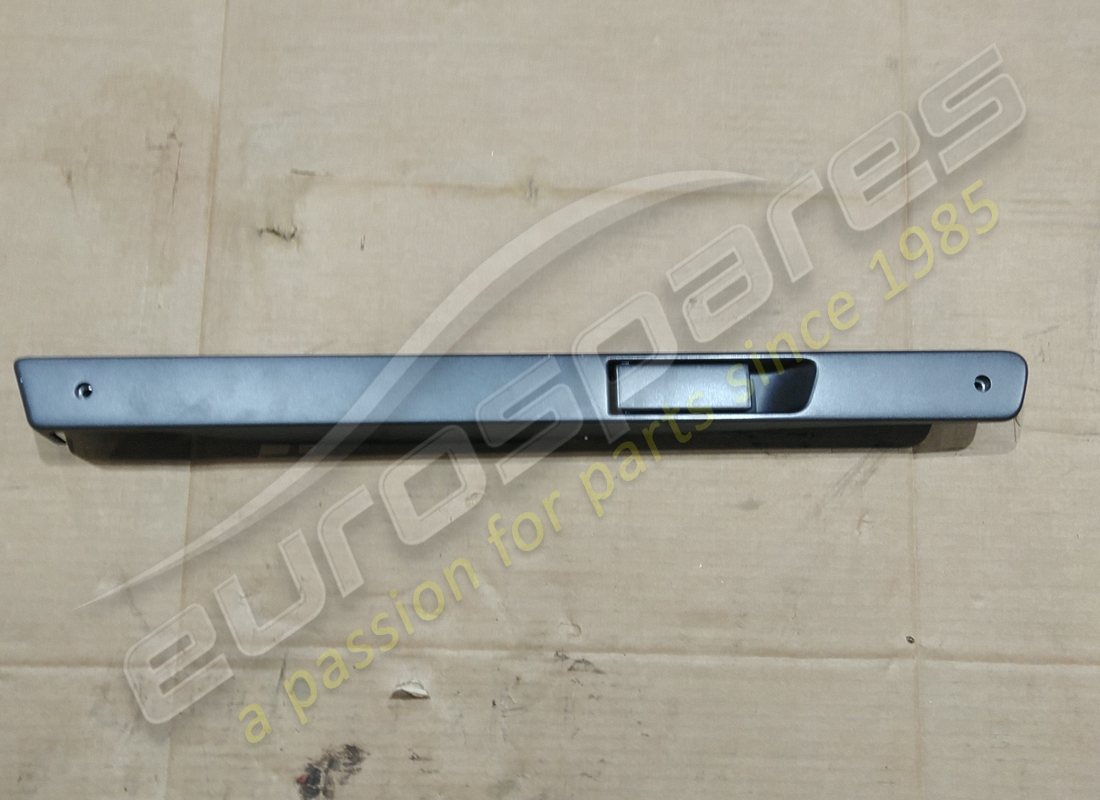 VERWENDET Aston Martin MONTAGE INNEN RLSE GRIFF . TEILENUMMER 6G3322615AB (1)