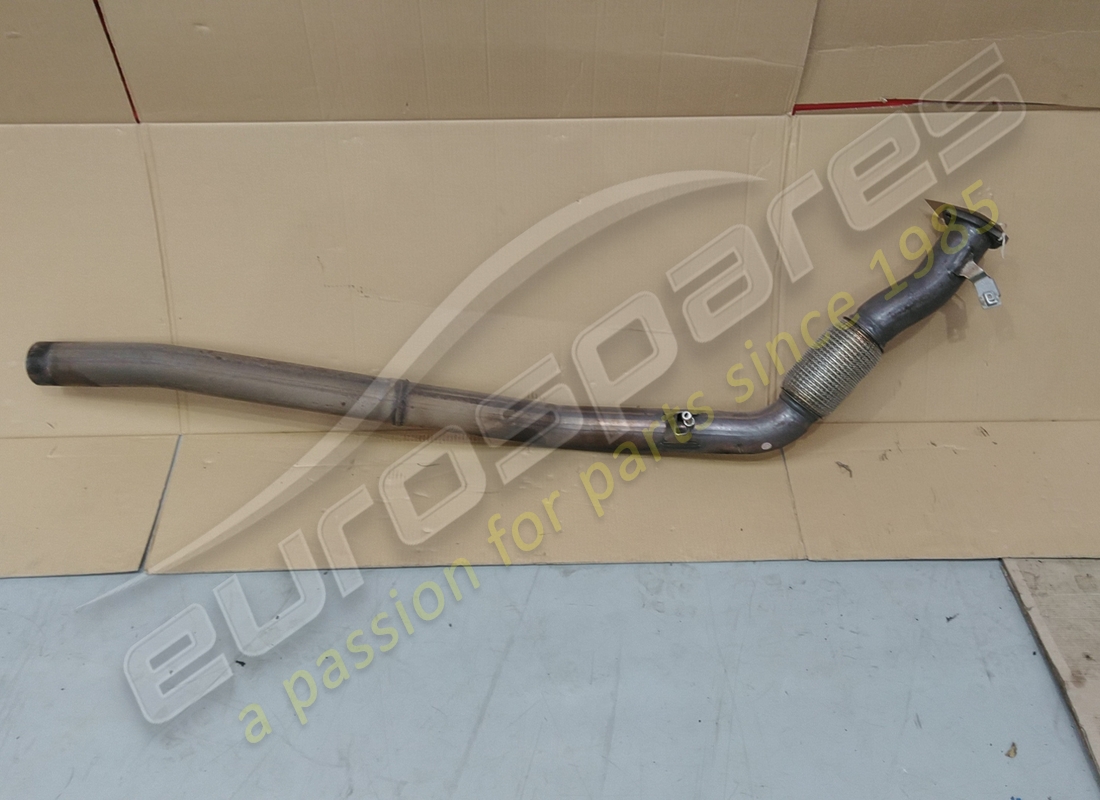 VERWENDET Lamborghini AUSLASSROHR . TEILENUMMER 4M0253300AT (1)