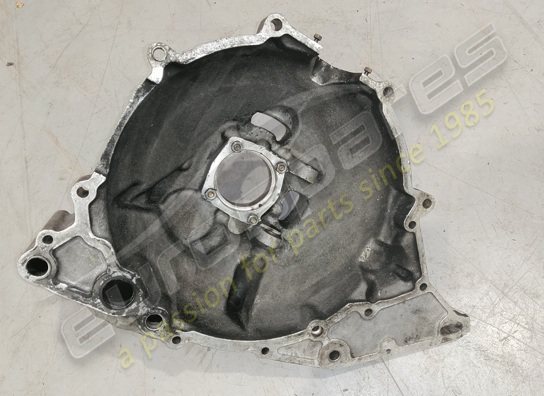 gebraucht ferrari kupplungsglockengehäuse komplett. teilenummer 109118 (2)