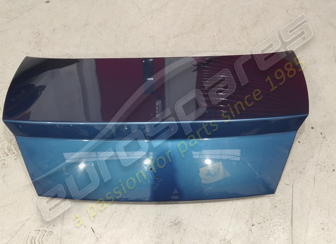 GEBRAUCHTER Ferrari KOFFERRAUMDECKEL KOMPLETT. TEILENUMMER 63856700 (1)