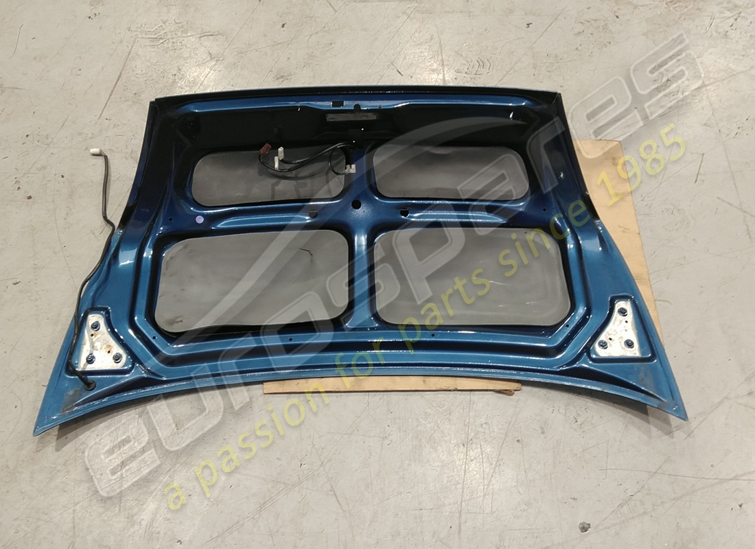 gebrauchter ferrari kofferraumdeckel komplett. teilenummer 63856700 (2)