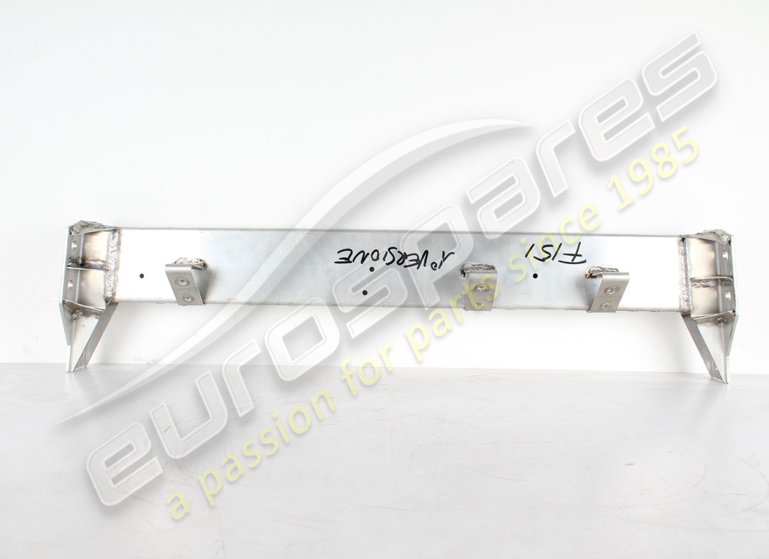 neu ferrari abnehmbarer querträger. teilenummer 280474 (1)