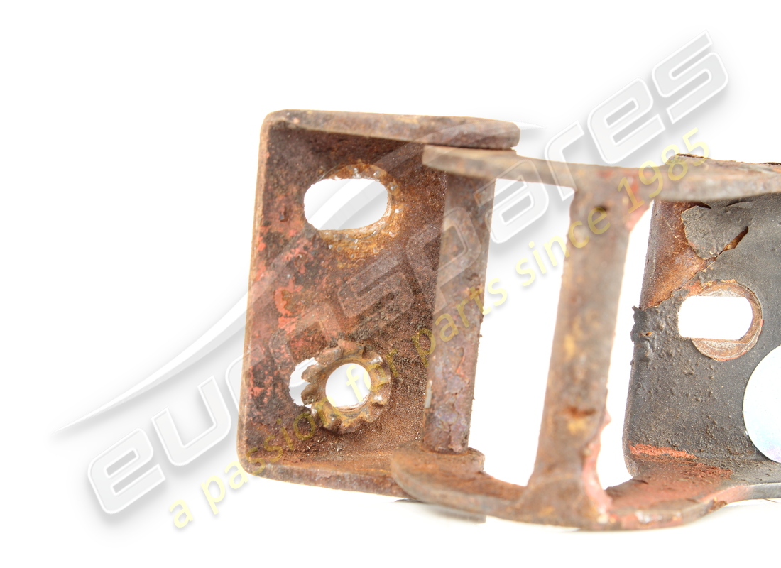 gebrauchtes ferrari tankdeckelscharnier. teilenummer 40366106 (2)