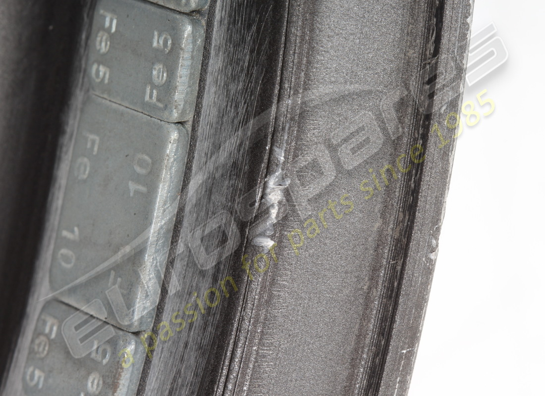 GEBRAUCHTE FERRARI VORDERE FELGE. TEILENUMMER 275585 (10) gebrauchte ferrari vordere felge. teilenummer 275585 (10)