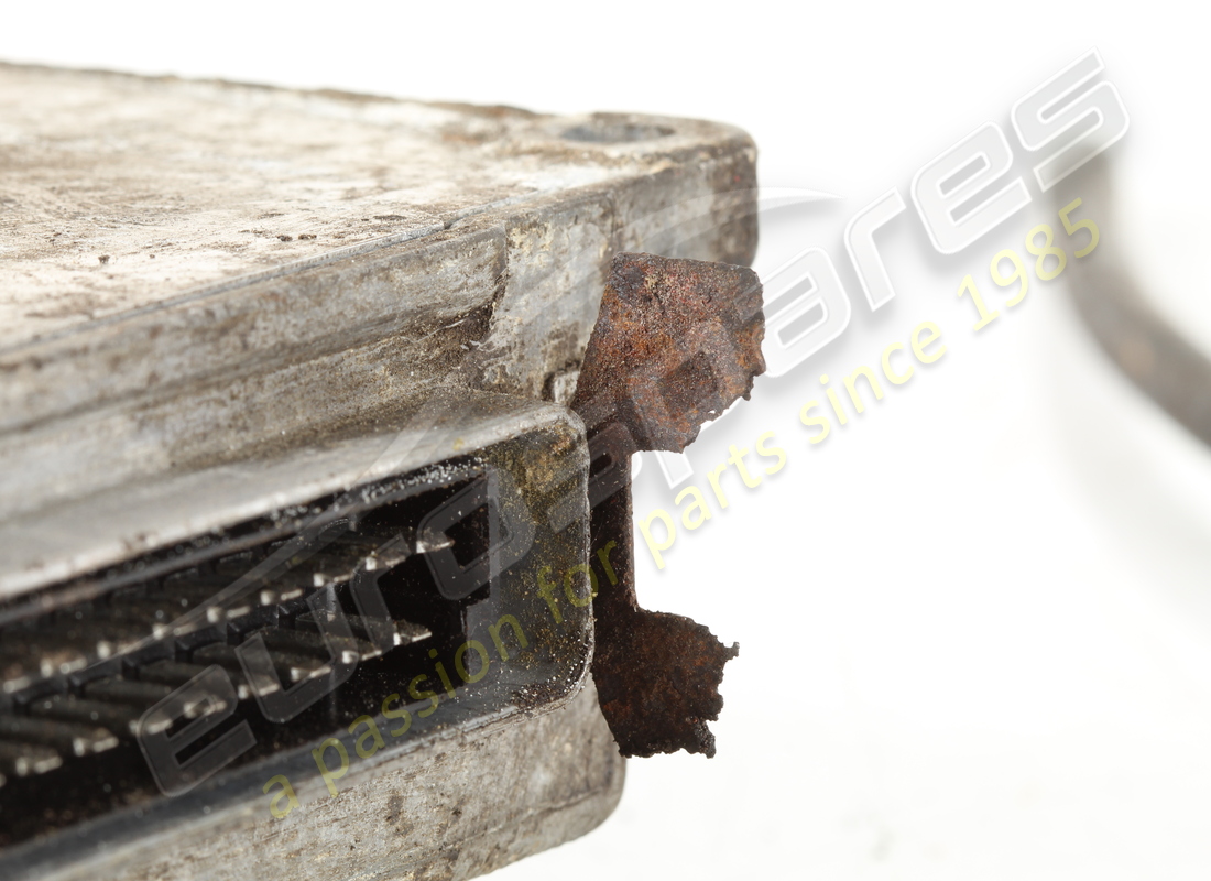 GEBRAUCHTE FERRARI ELEKTRONISCHE ZÜNDEINHEIT. TEILENUMMER 127422 (4) gebrauchte ferrari elektronische zündeinheit. teilenummer 127422 (4)