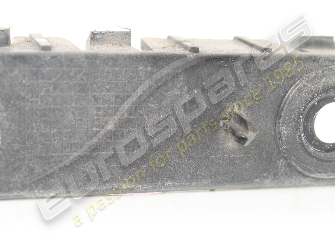 gebraucht ferrari rechte hintere halterung. teilenummer 85082400 (2)