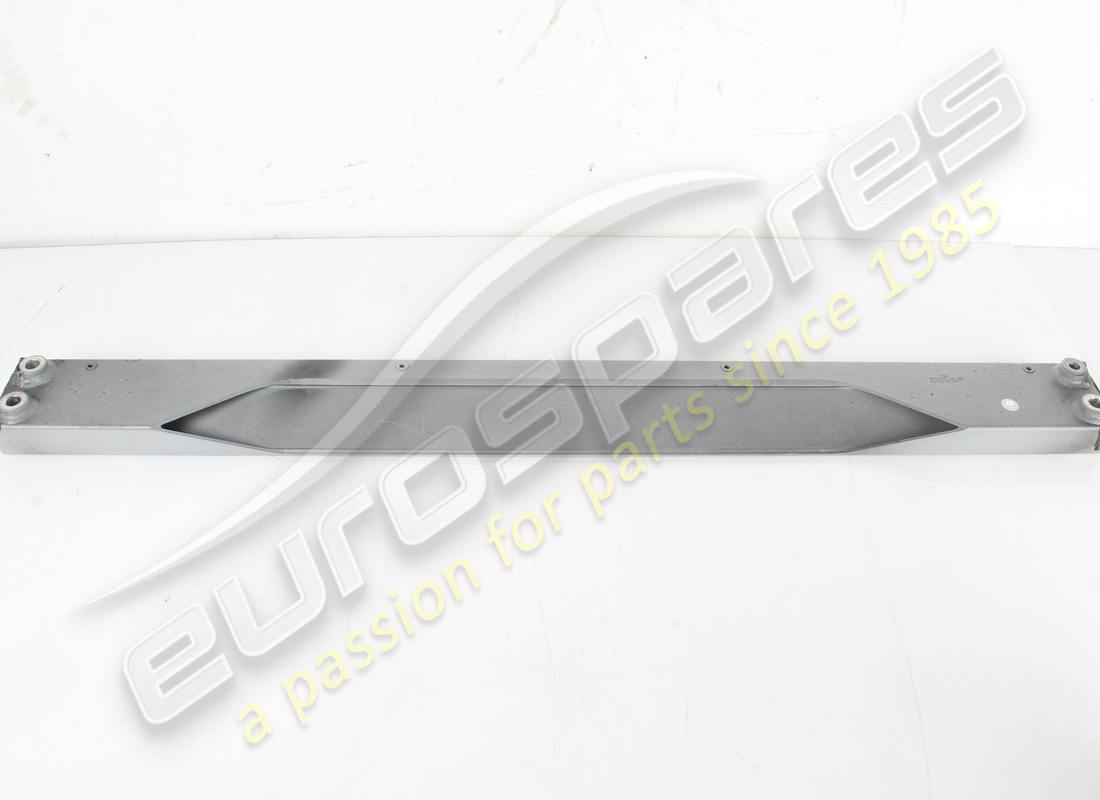 gebrauchte ferrari verstärkung oben hinten. teilenummer 985855334 (1)