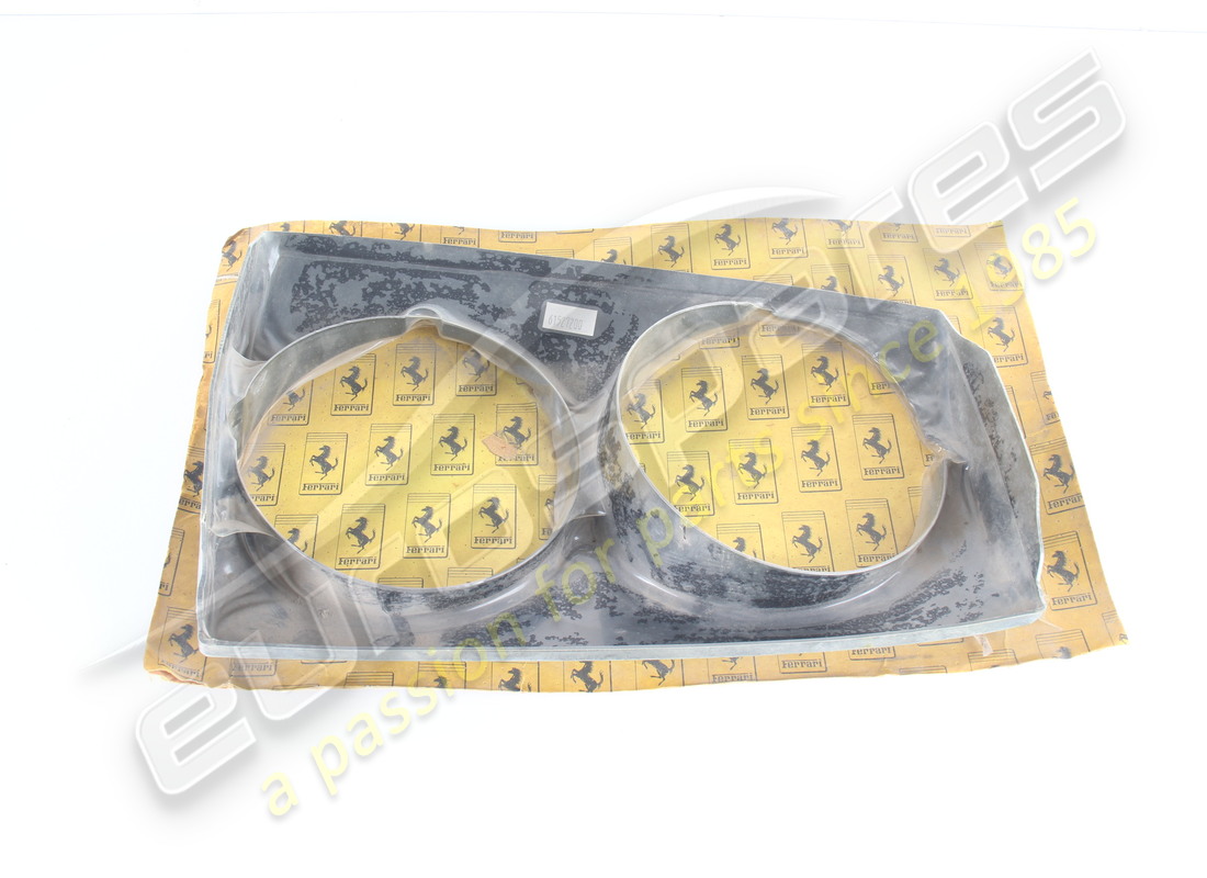 neue ferrari rechte scheinwerferverkleidung. teilenummer 61527200 (1)