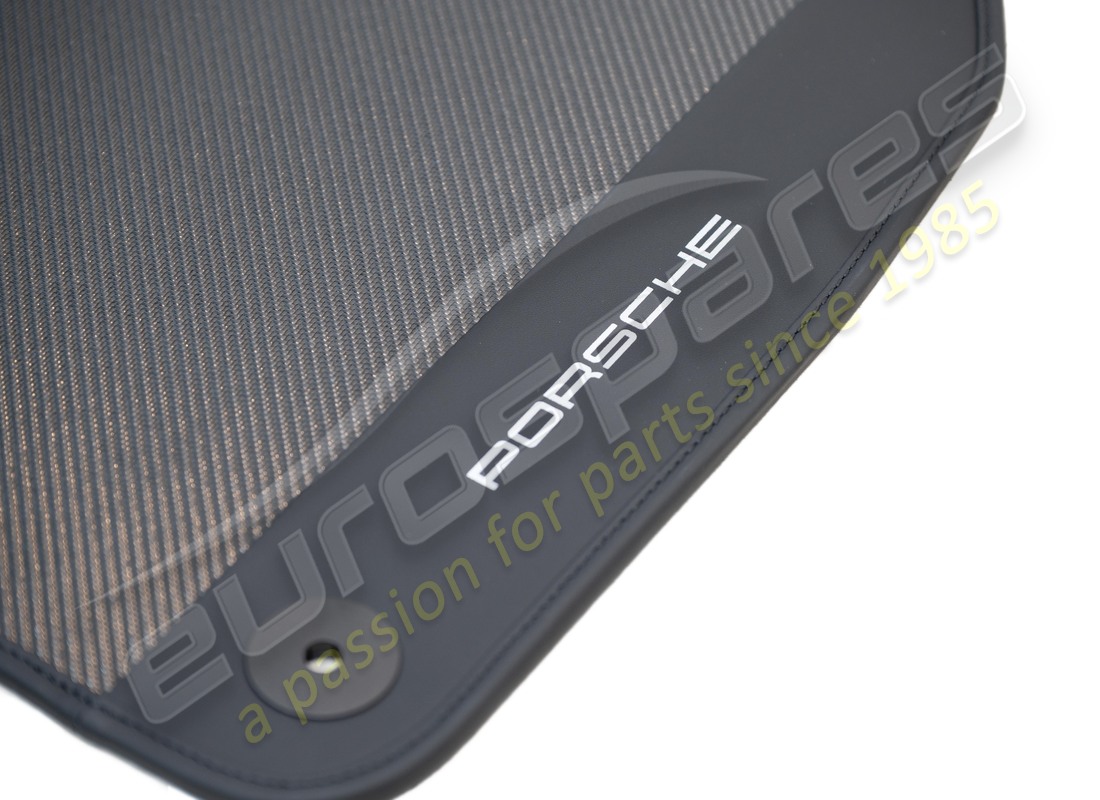 NEU PORSCHE CARBON FUSSMATTEN MIT LEDEREINFASSUNG. TEILENUMMER 9Y0044844 (2) neu porsche carbon fussmatten mit ledereinfassung. teilenummer 9y0044844 (2)