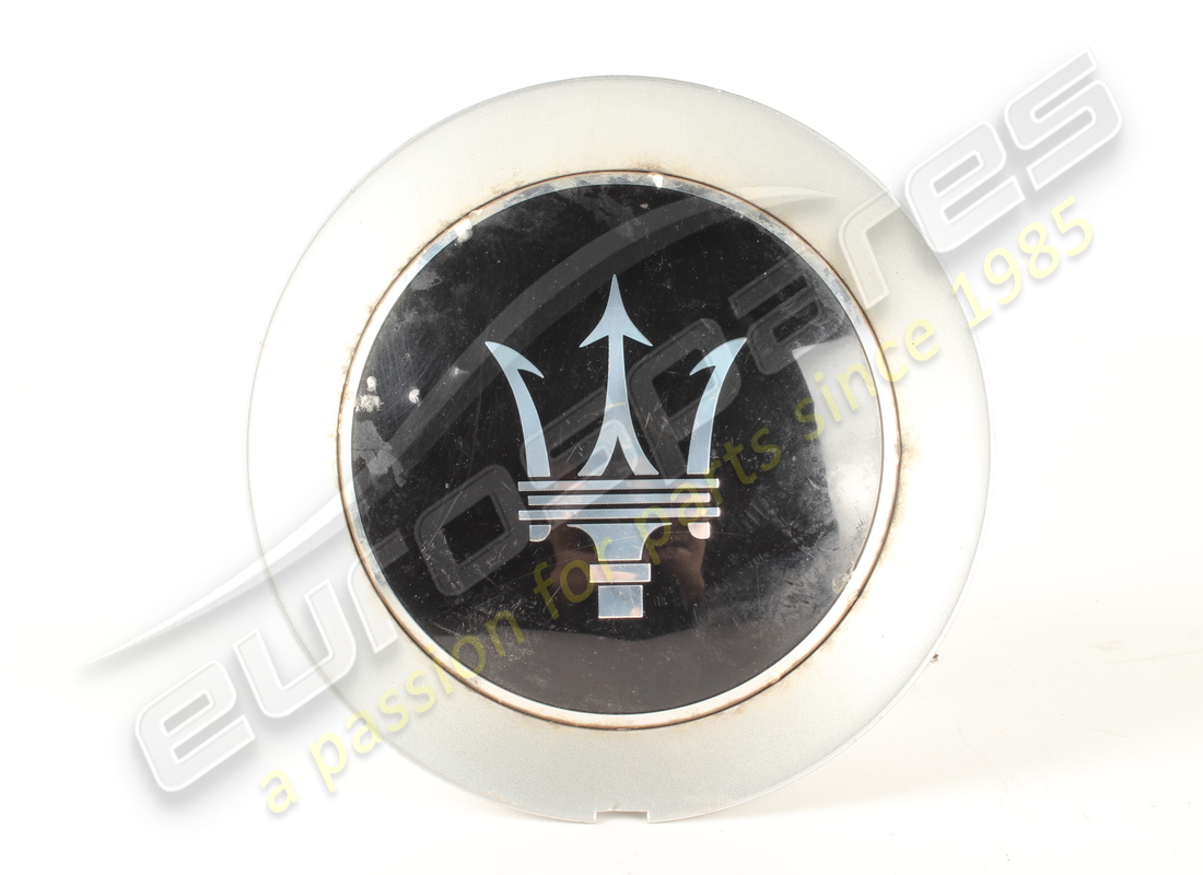 USED MASERATI WHEEL CAP EMBLEM SS - 670013626 . PART NUMBER 670010510 (1)