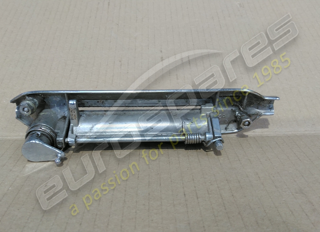 gebrauchter lamborghini linker aussentürgriff. teilenummer 006754309 (2)