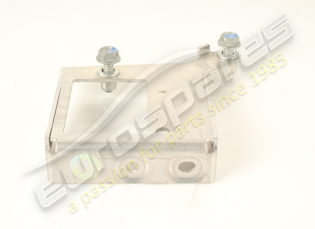 GEBRAUCHT FERRARI STAFFA SOSTEGNO SOLENOIDE. TEILENUMMER 888385 (2) gebraucht ferrari staffa sostegno solenoide. teilenummer 888385 (2)