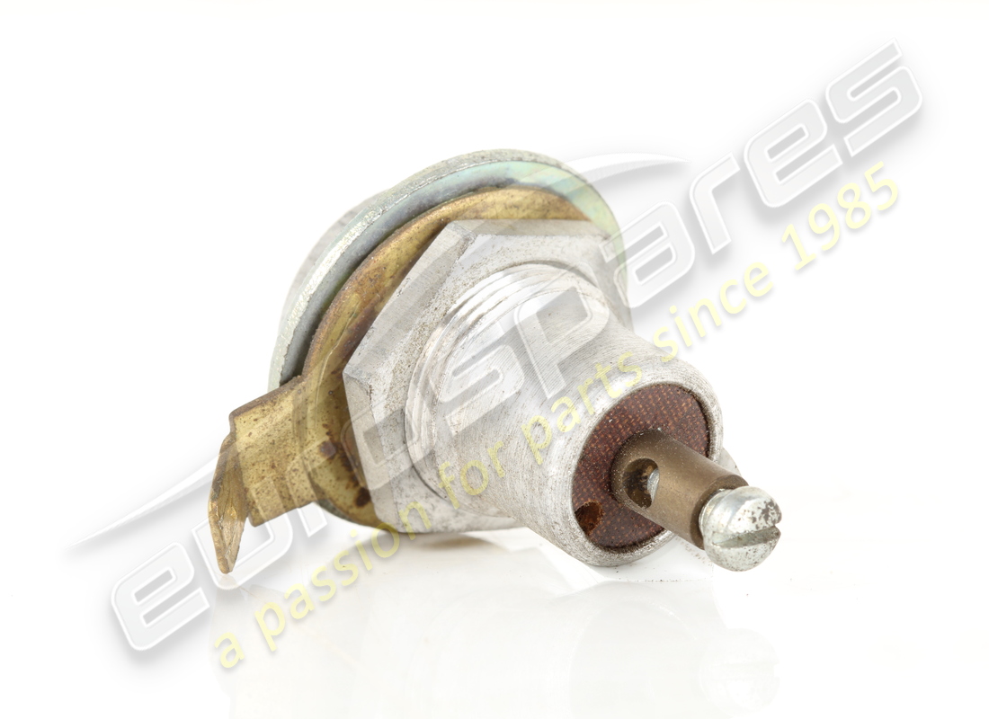 VERWENDETER FERRARI LAMPENSTECKER. TEILENUMMER 60701500 (2) verwendeter ferrari lampenstecker. teilenummer 60701500 (2)