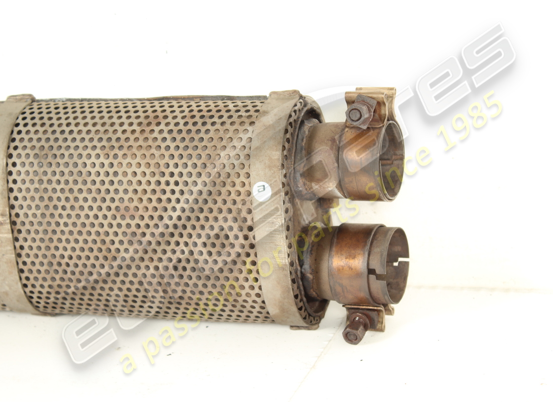 gebrauchter ferrari zentraler schalldämpfer. teilenummer 175762 (3)