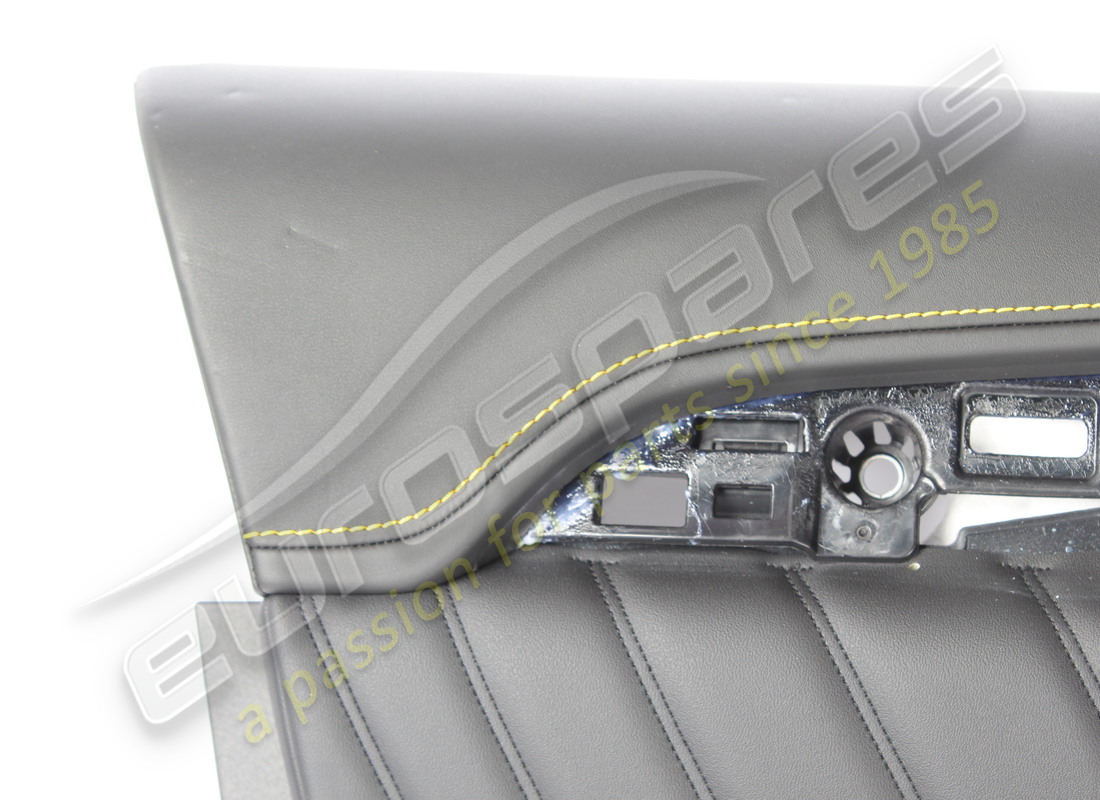 gebrauchte maserati türverkleidung vorne links. teilenummer 670225898 (2)