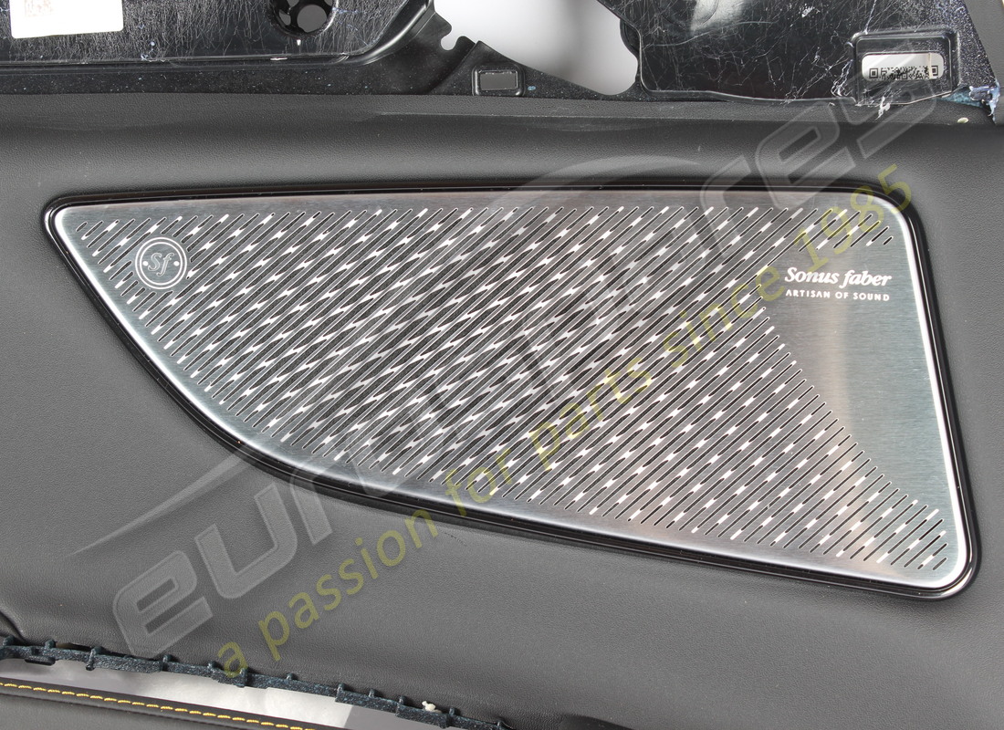 gebrauchte maserati türverkleidung vorne links. teilenummer 670225898 (3)