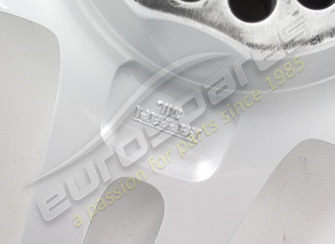 ÜBERHOLTE FERRARI VORDERRADFELGE. TEILENUMMER 192918 (5) überholte ferrari vorderradfelge. teilenummer 192918 (5)