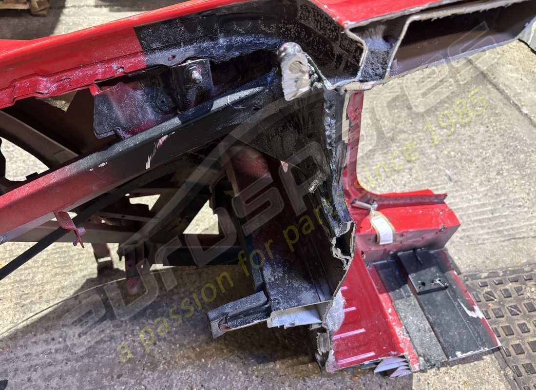 VERWENDET FERRARI LINKE FLANKE. TEILENUMMER 83816011 (6) verwendet ferrari linke flanke. teilenummer 83816011 (6)