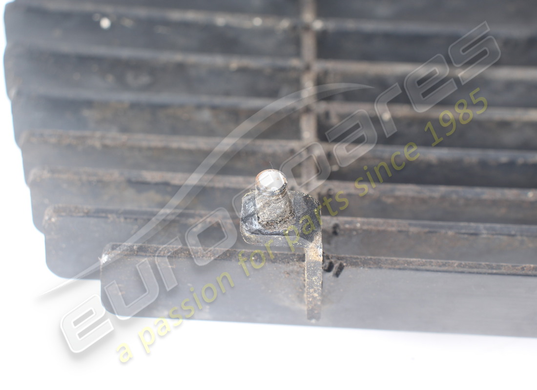 GEBRAUCHTER MASERATI MOTORRAUMDECKEL KÜHLERGRILL. TEILENUMMER 378300300 (5) gebrauchter maserati motorraumdeckel kühlergrill. teilenummer 378300300 (5)