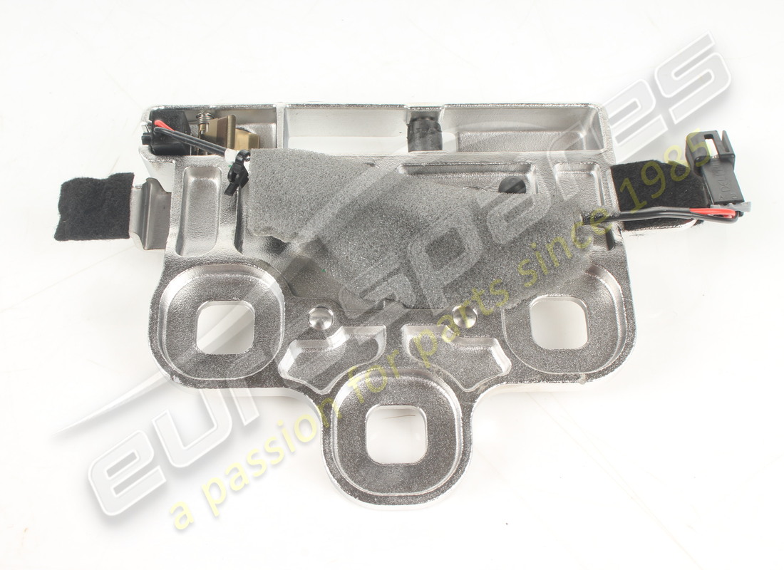 GEBRAUCHT FERRARI SCHLIESSSTÜCK LINKS KOMPLETT. TEILENUMMER 83977900 (4) gebraucht ferrari schliessstück links komplett. teilenummer 83977900 (4)