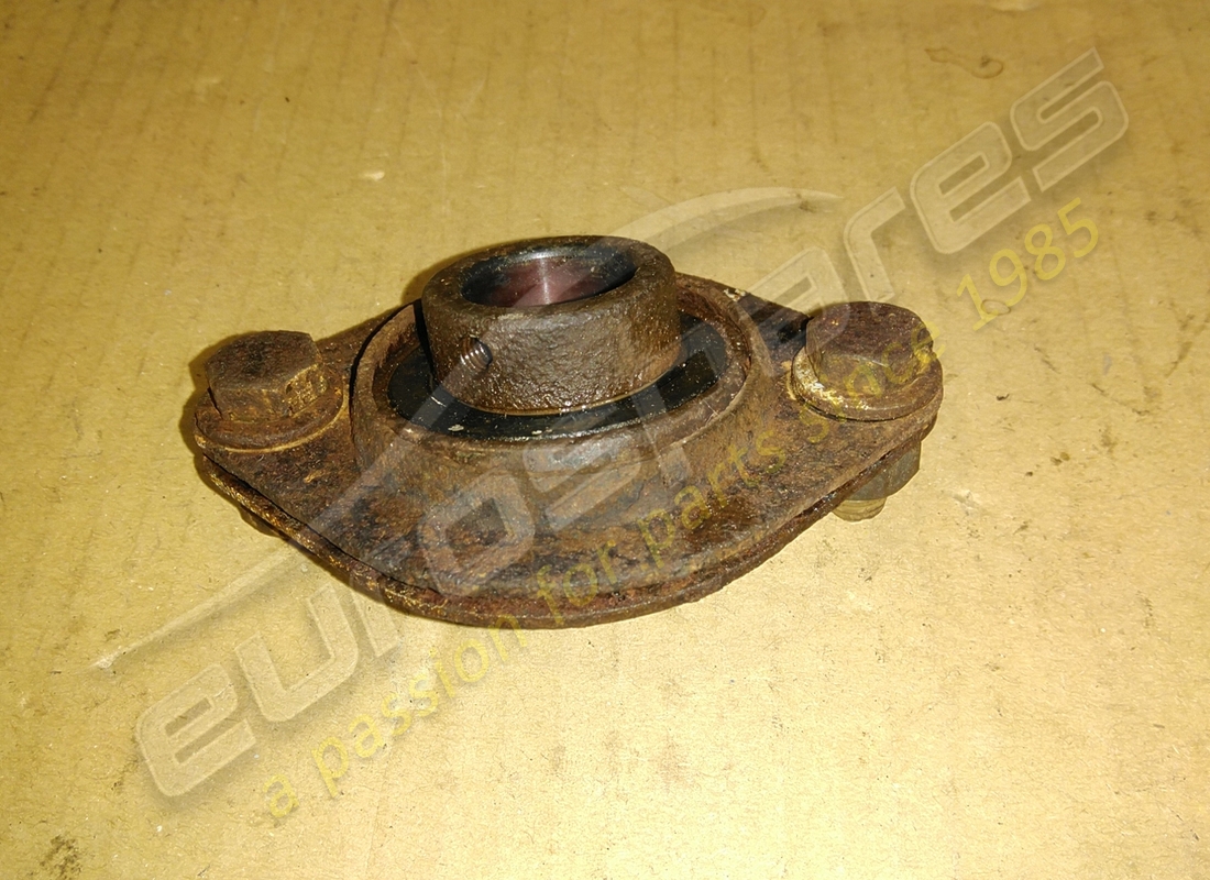 verwendete ferrari halterung. teilenummer 63738000 (2)