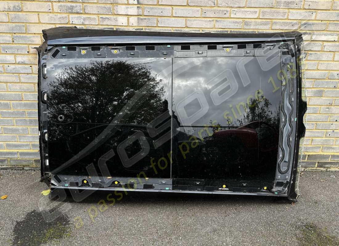 NEU Maserati SCHWARZES PANORAMADACH . TEILENUMMER 670269157 (1)