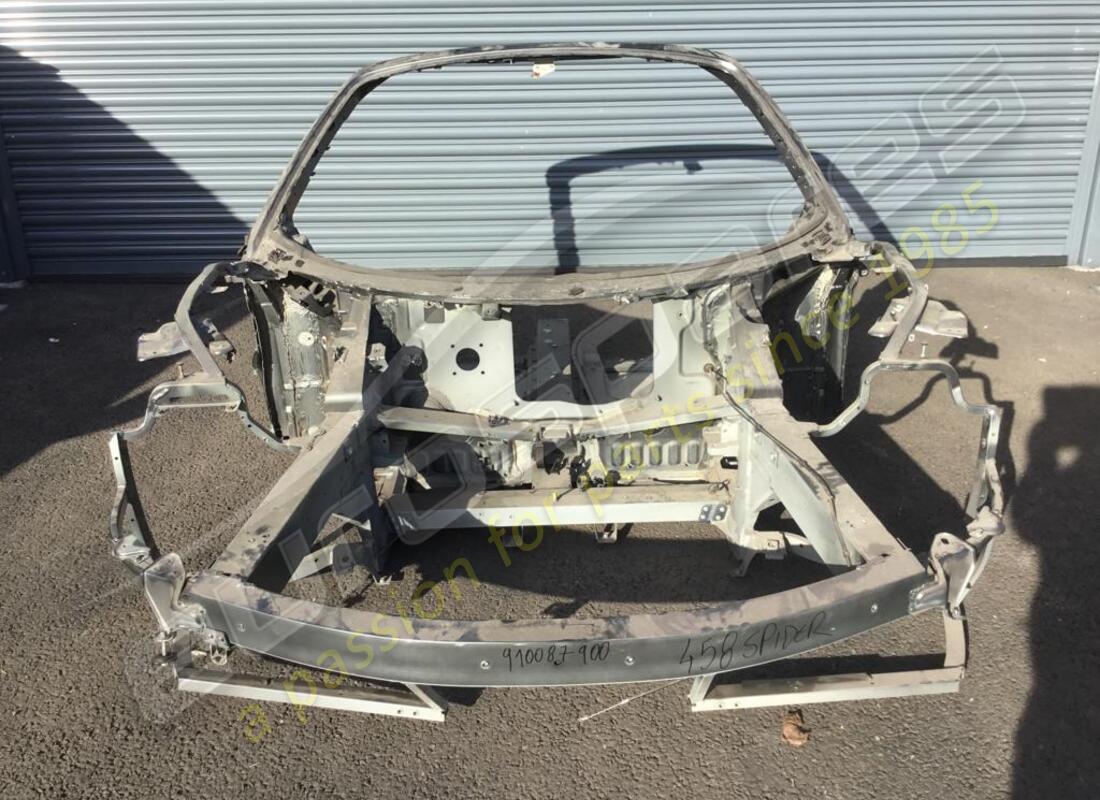 GEBRAUCHTES Ferrari VORDERFAHRGESTELL. TEILENUMMER 985288636 (1)