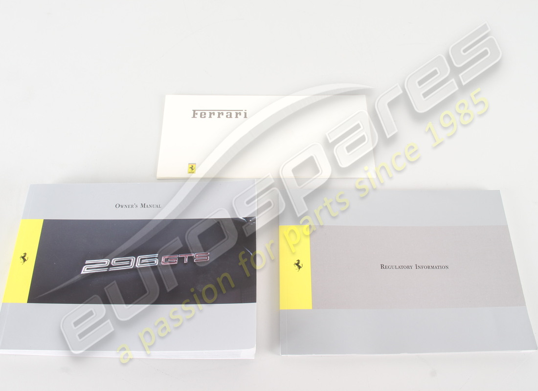 gebraucht ferrari ferrari 296 booklet-paket komplett mit garantiebuch. teilenummer eap1481295 (3)