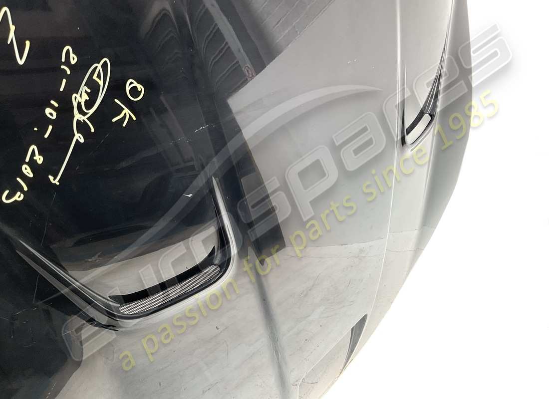 gebrauchte maserati carbon-fronthaube. teilenummer 980145491 (2)