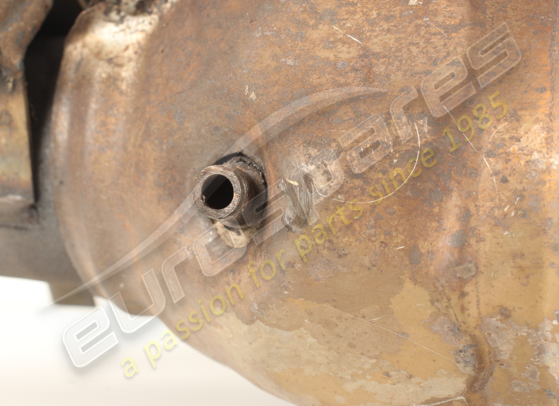 gebrauchter ferrari rh-katalysator für die usa. teilenummer 168566 (7)