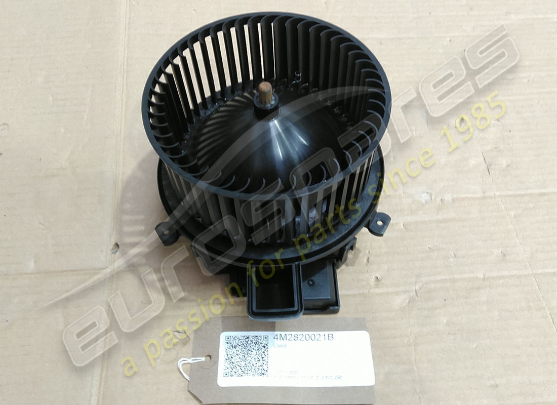 verwendet lamborghini lüfter. teilenummer 4m2820021b (2)