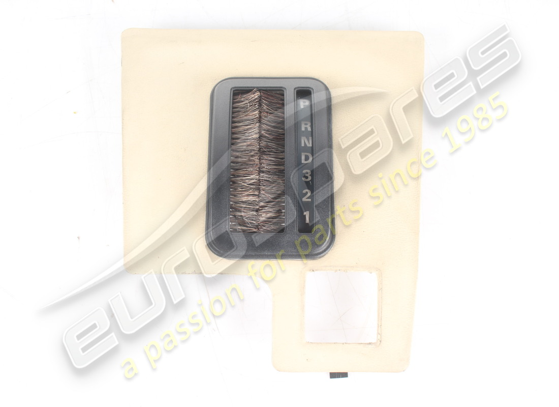 GEBRAUCHTES Maserati HEBELPANEL. TEILENUMMER 378951417 (1)