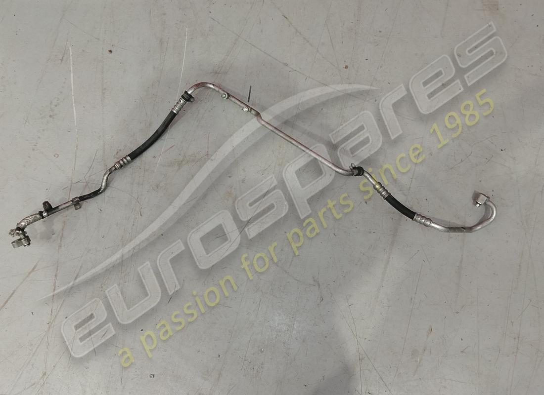 GEBRAUCHTE Aston Martin ROHRBAUGRUPPE, KOMPRESSOR AN KONDENSATOR. TEILENUMMER 6G3319972AH (1)