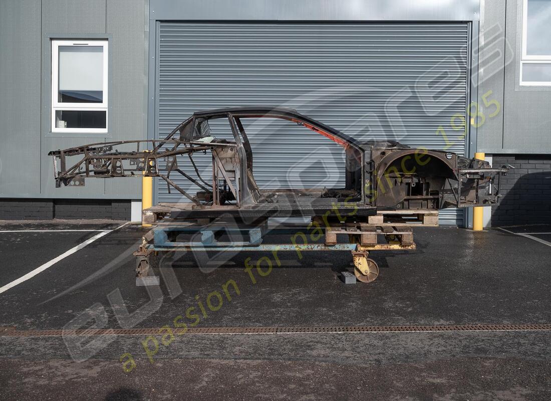 gebrauchte ferrari ferrari testarossa komplette karosserie. teilenummer 700006000 (8)