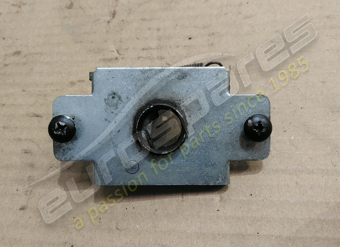 VERWENDET Ferrari CATCH . TEILENUMMER 40099904 (1)